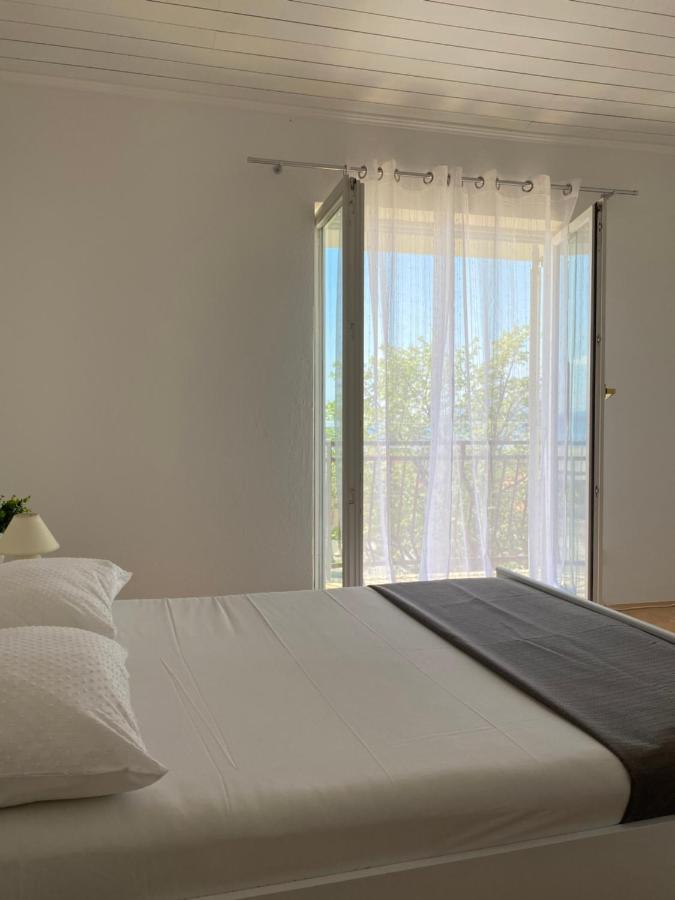 Room For Two Baška Voda Exterior foto